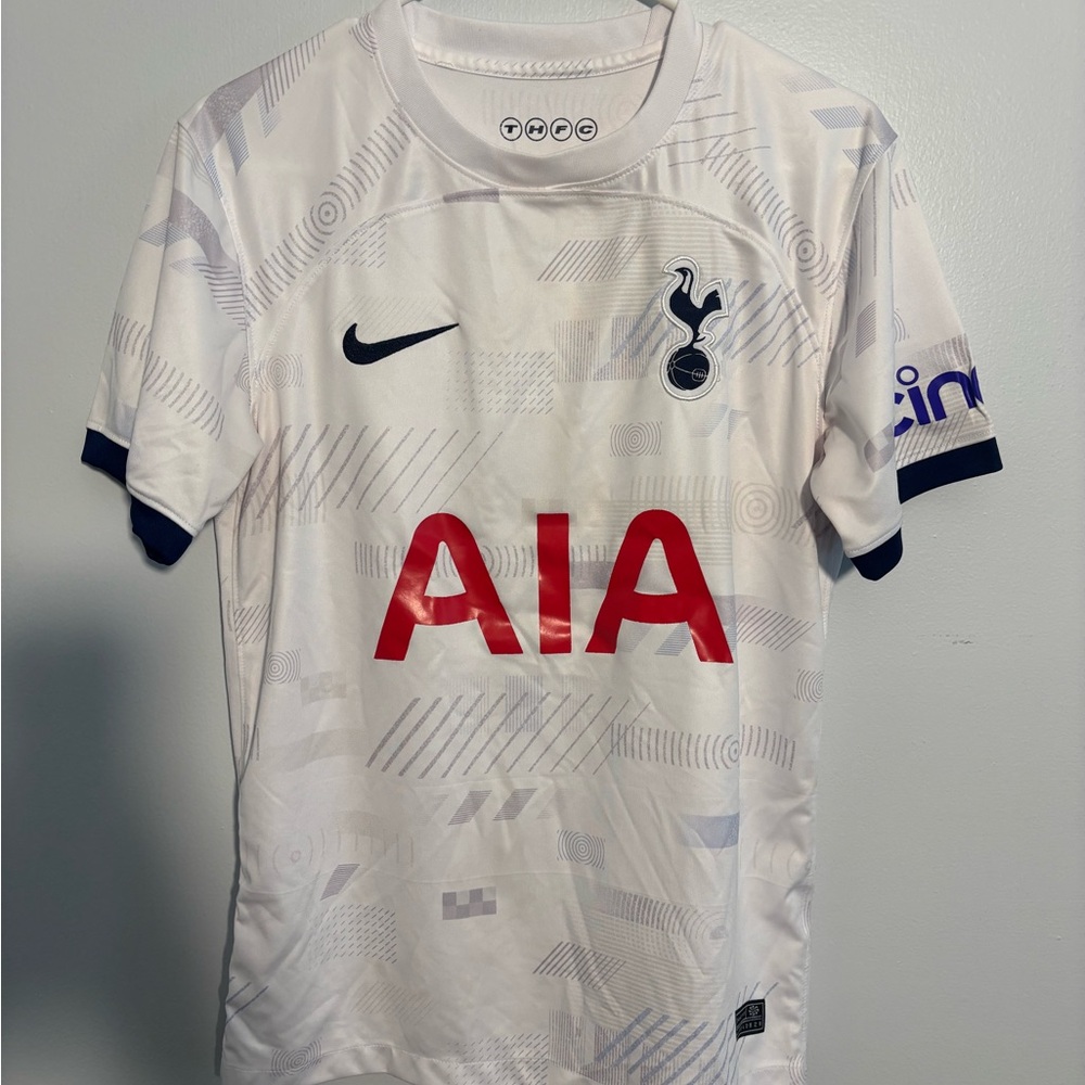 Tottenham Hotspurs Radu Dragusin Men’s Small Jersey 🇷🇴
